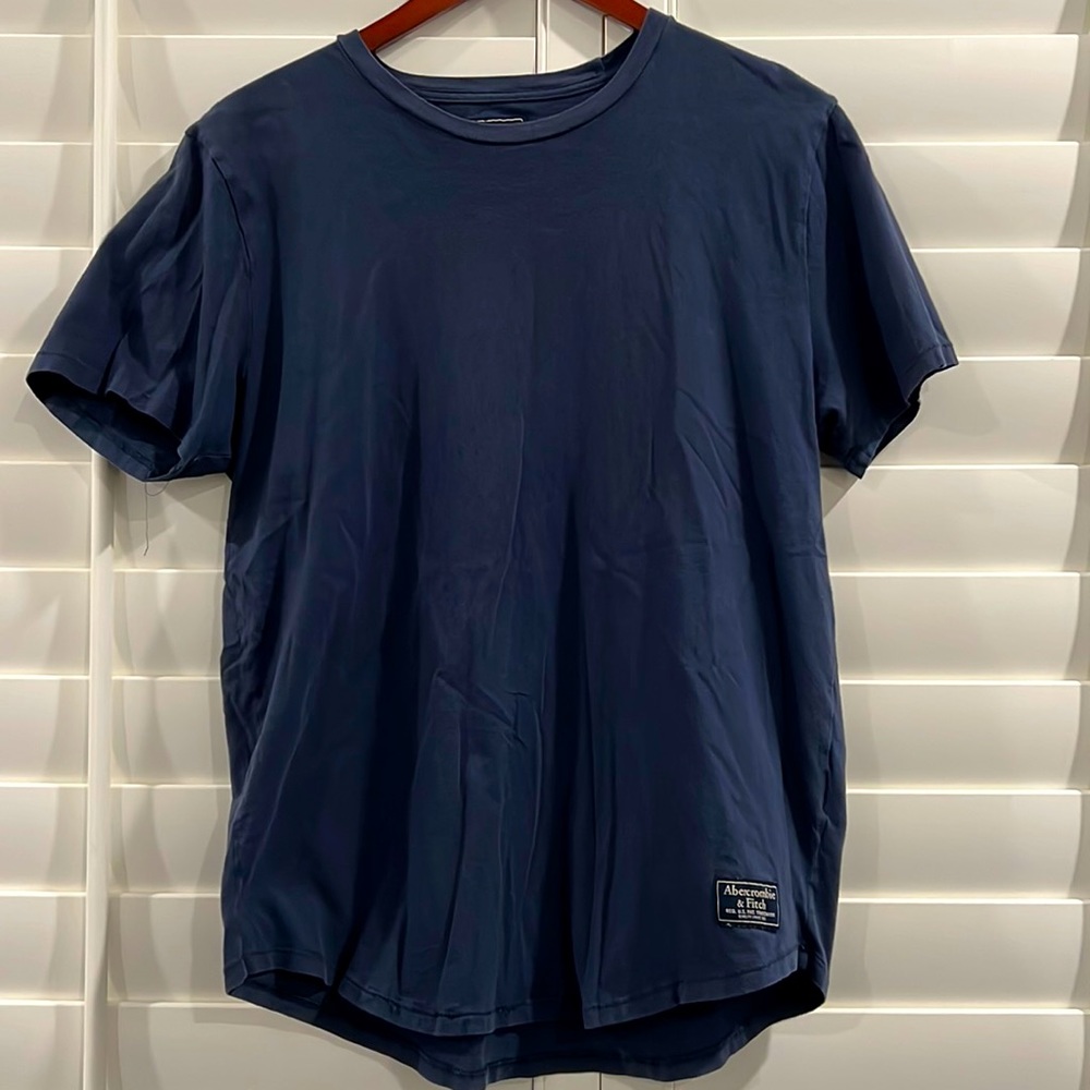 Abercrombie & Fitch dark blue shirt - size L